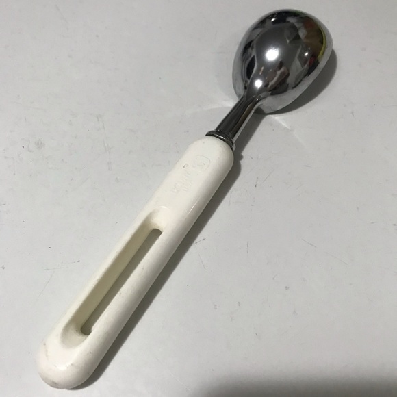 Set of 2 Bonny USA Scoopers - Picture 3 of 6